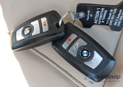 2013 BMW X3 xDrive28I z USA, uszkodzony, nr VIN 5UXWX9C53D0D03024